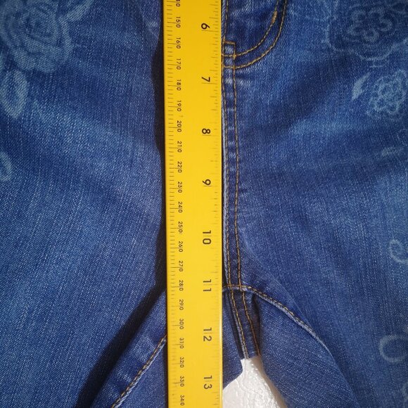 D/C Jeans Ladies Size 16 Straight Medium Wash Blue Jeans - Picture 12 of 13